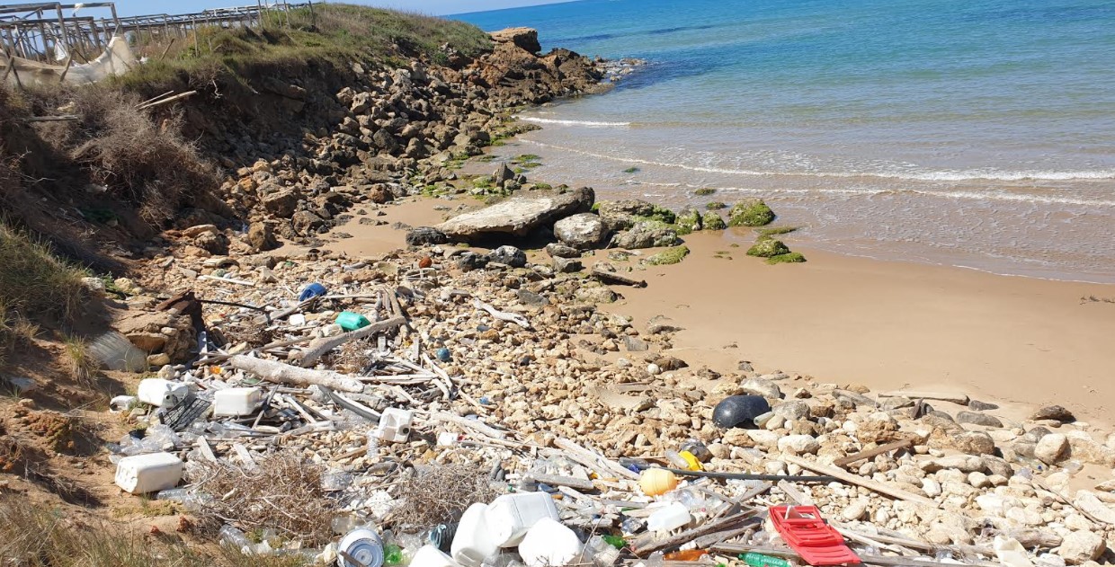  Percorso delle torri e rifiuti speciali: ma chi salvaguarda il mare?