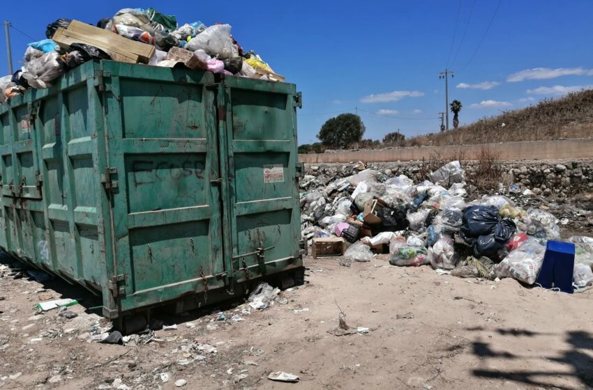 Sei container di rifiuti in contrada Petraro: ma non è una discarica
