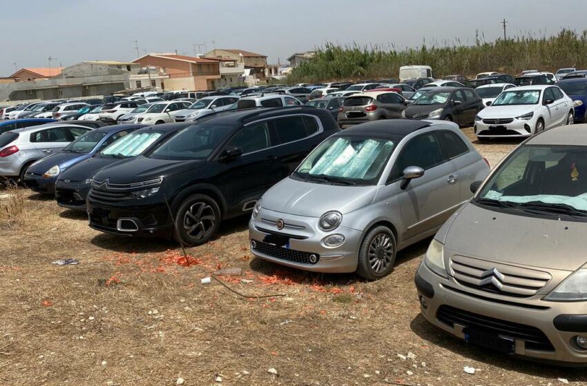 Strisce blu a Punta Secca. Non ci sono abbastanza parcheggi? “Li troviamo”