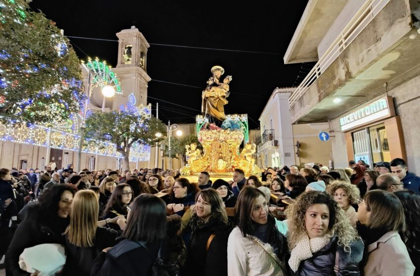  San Giuseppe, la festa dei santacrocesi che unisce devozione e folclore